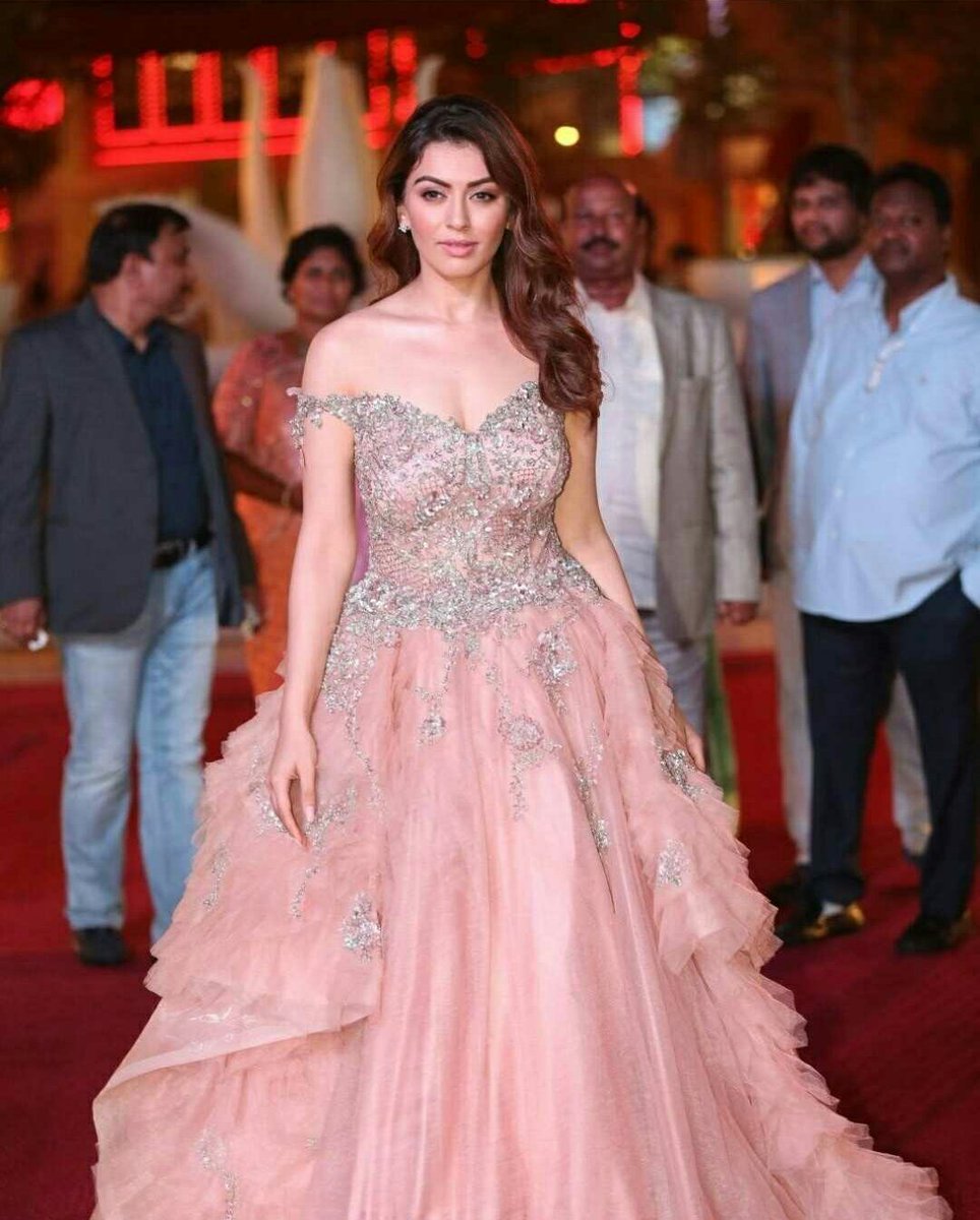 Tollywood Actress Hansika Motwani Stills at Siima Awards1